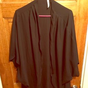 Shear black cover up great for a bathing suit